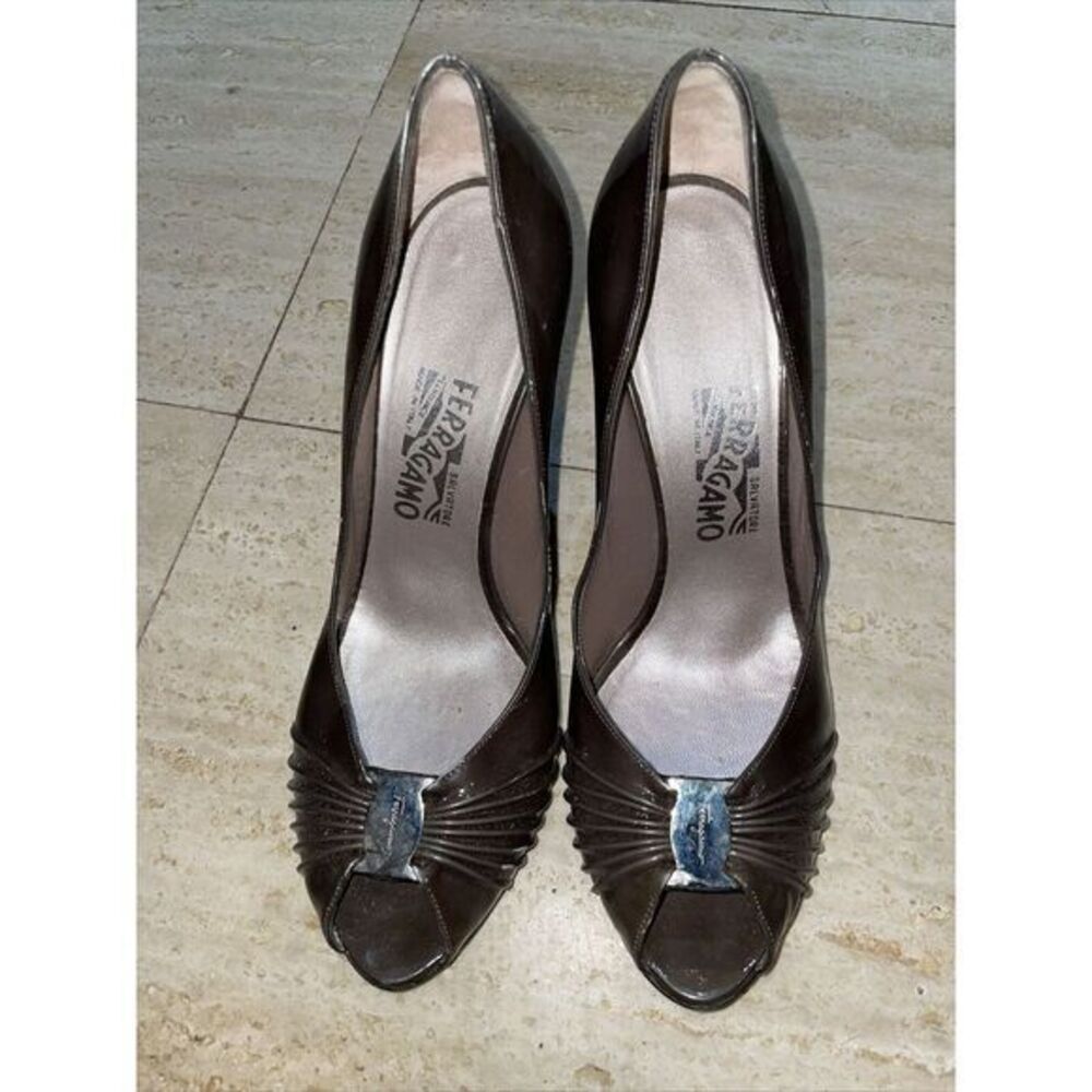 Salvatore Ferragamo Womens Green Peep Toe Embellished High Heels Shoes‎ Size 10